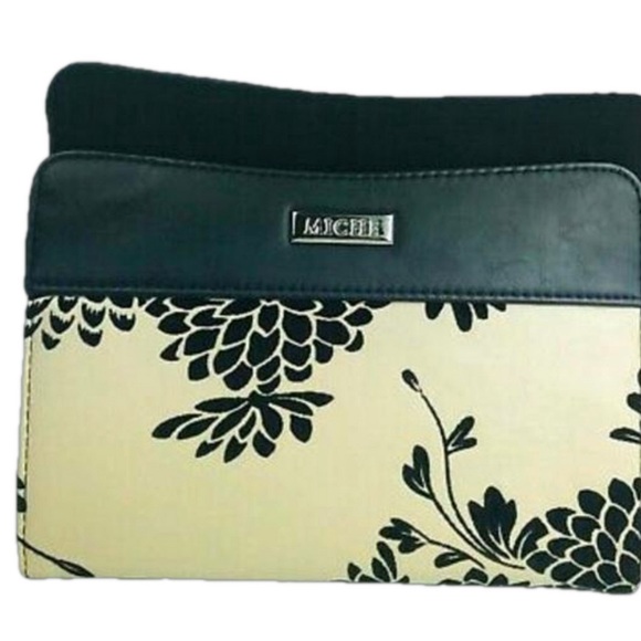 Nwt Miche Red “Liz” collection petite purse shell. 8.”5 x 6.5” - Picture 2 of 7